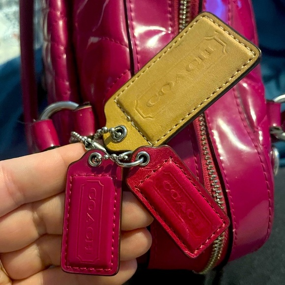 Coach 1941 Poppy Liquid Gloss Magenta Satchel. Preloved condition/call outs. - Picture 3 of 15